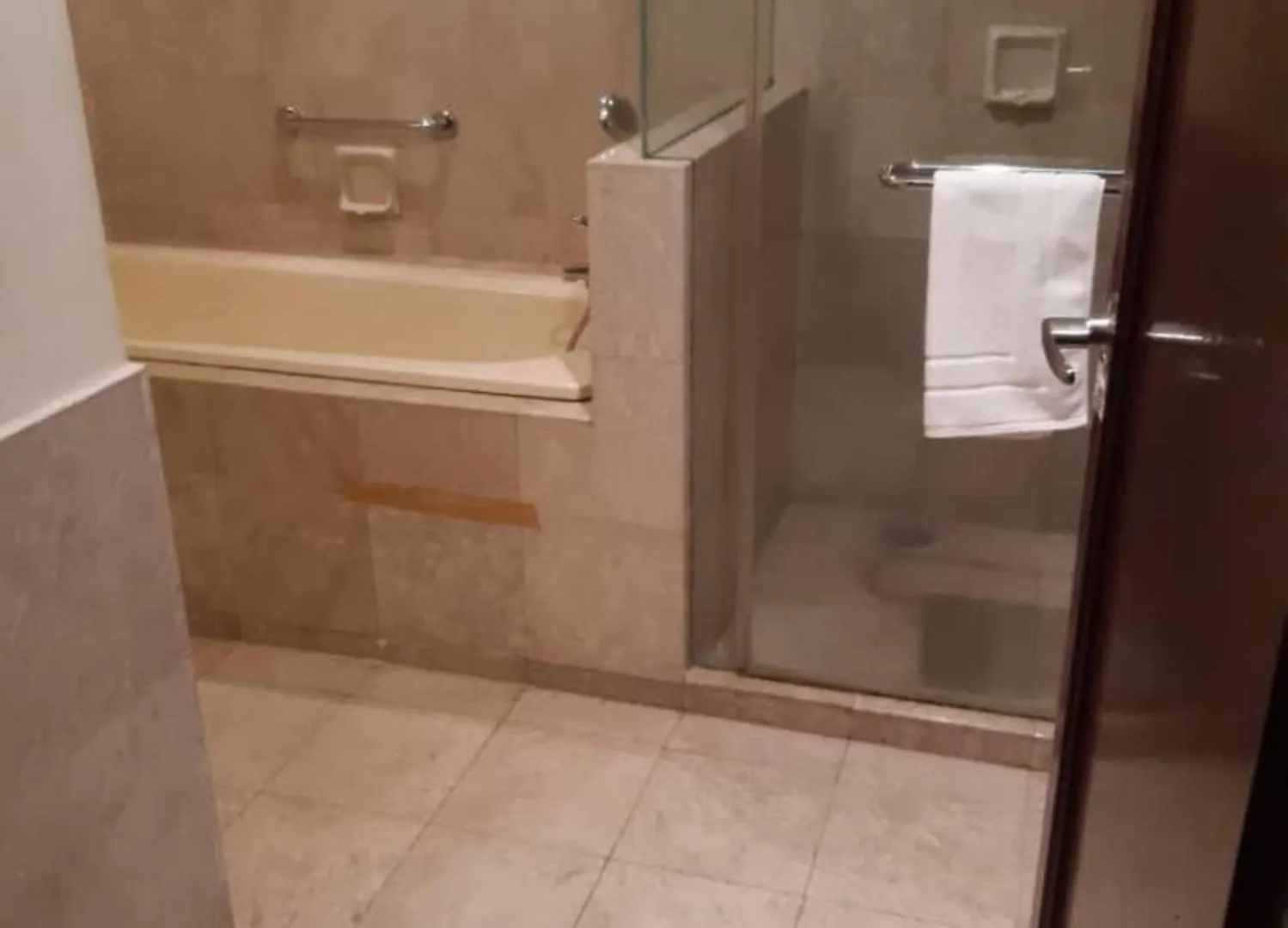Times Square Iconic Service Suite At Jalan Imbi Kuala Lumpur Apartamento